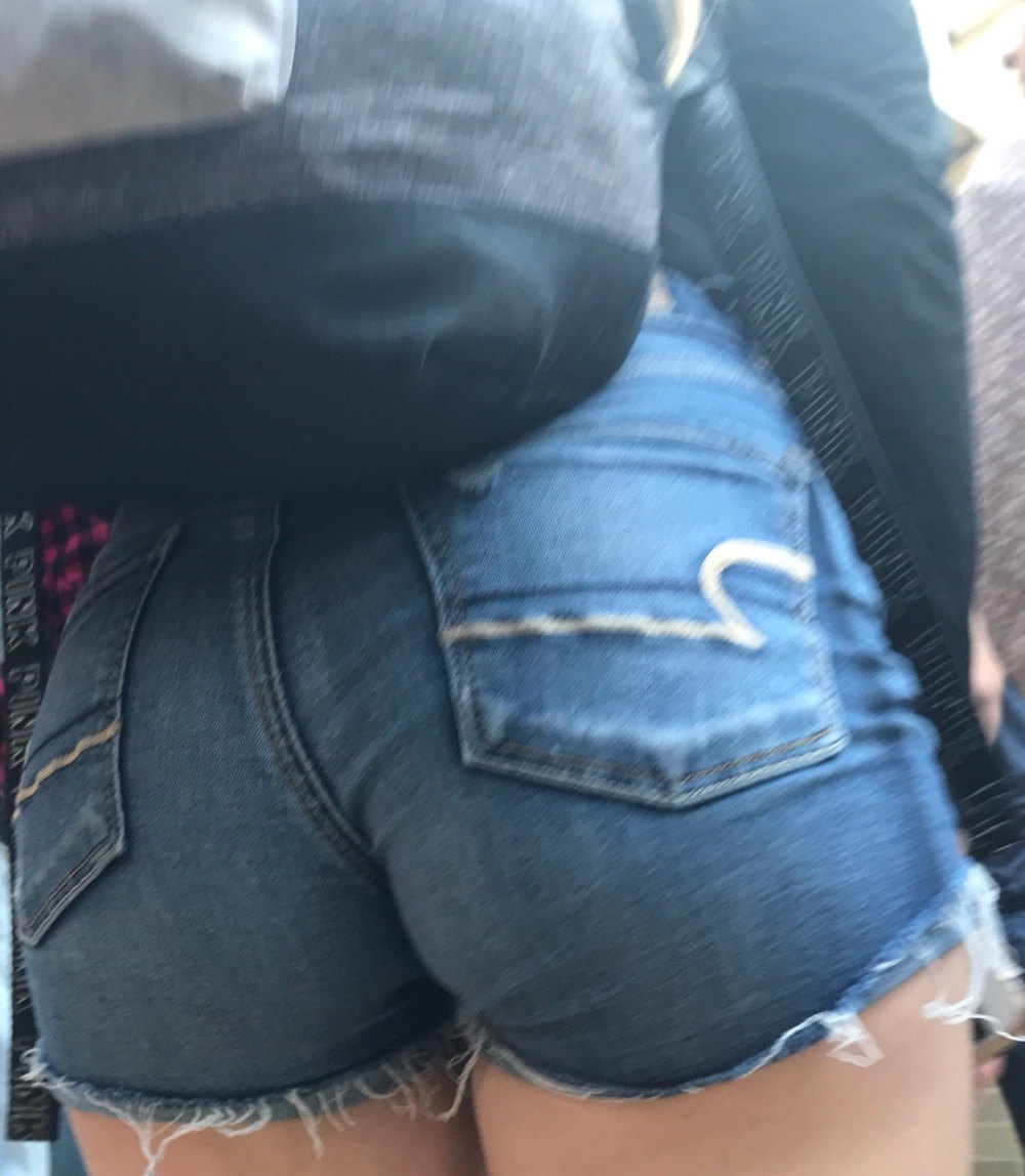 lovely teen creepshot