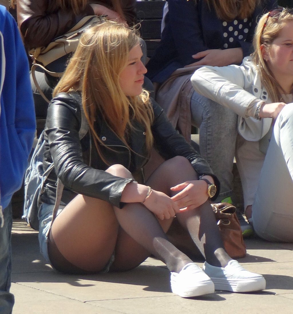 teen candid pantyhose 