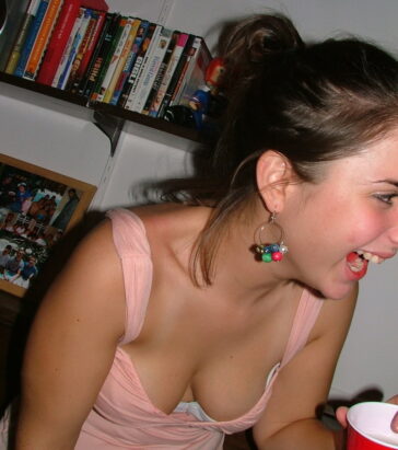 downblouse teen tits creepshot