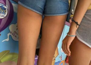 candid teen legs porn