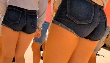 candid cheeky shorts girls