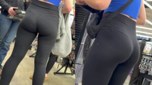 bubble ass candid girls